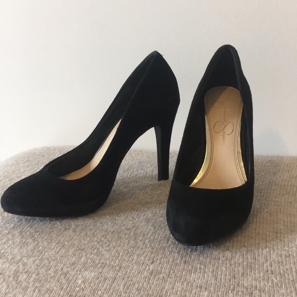 Jessica Simpson Shoes - 3/FREE SHIP🦋 Jessica Simpson Black Heels 6M
